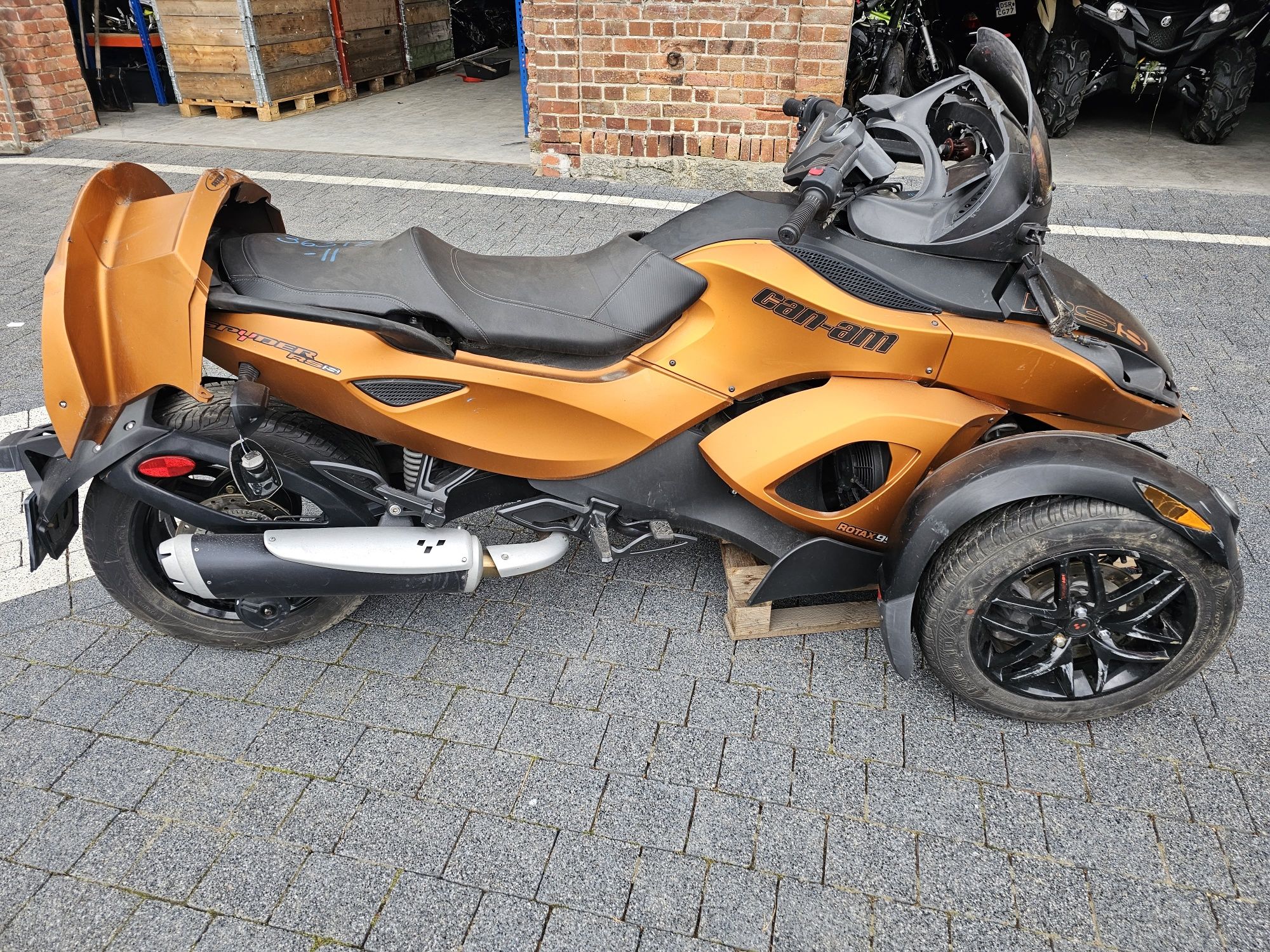 Can am spyder RS S silnik felga rama licznik licznik części