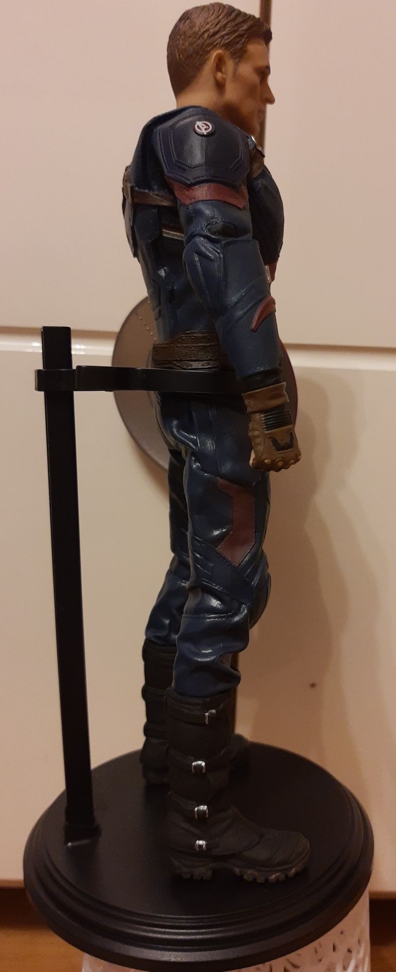 Captain America Avengers Kapitan Ameryka figurka  Hot Toys kotobukiya