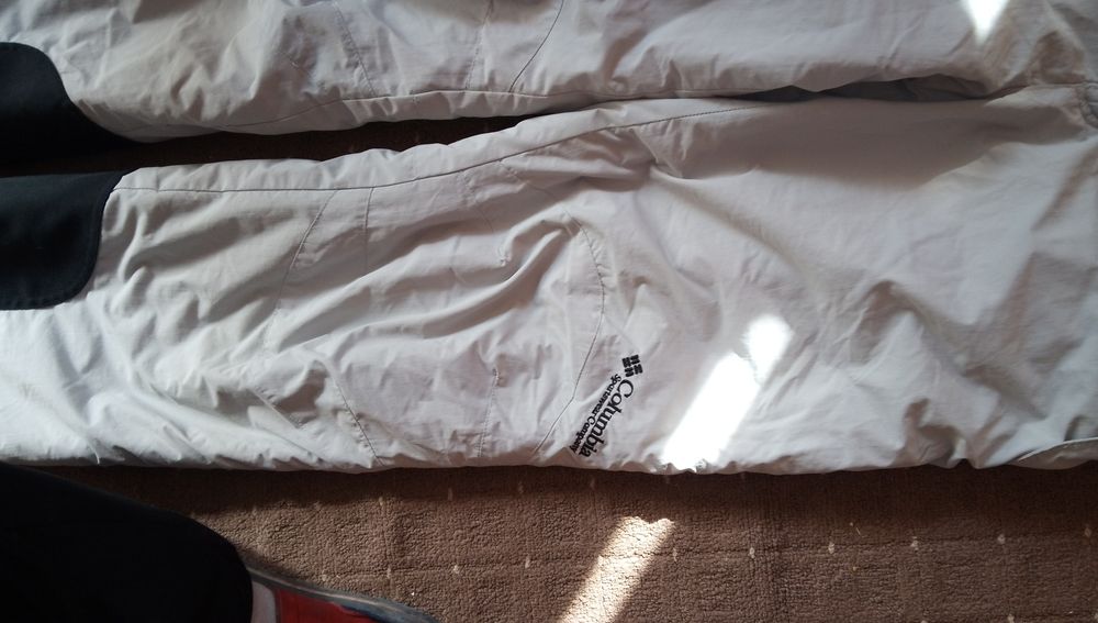 Жіночі зимові лижні штани фірми Columbia відеальному стані