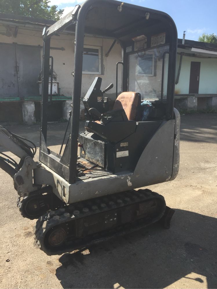 Продається мініекскаватор Bobcat 322