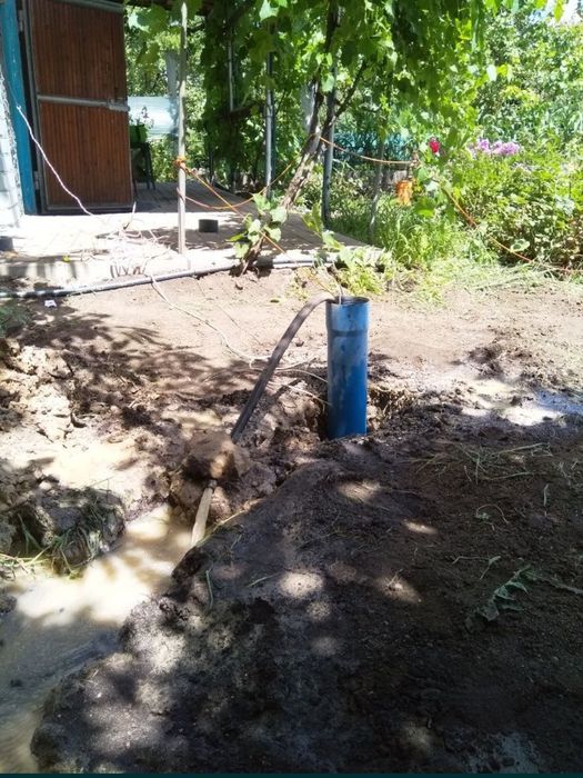 Бурение скважины под воду. Прокол под дорогой