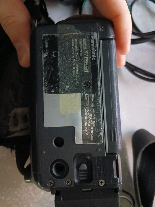 Продам видео камеру панасоник