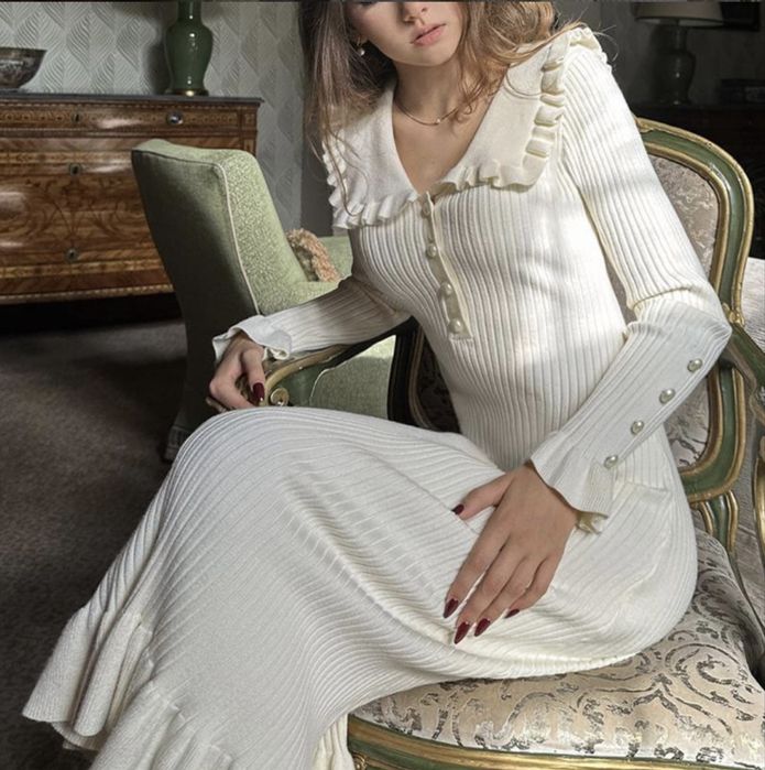 сукня довга та тепла