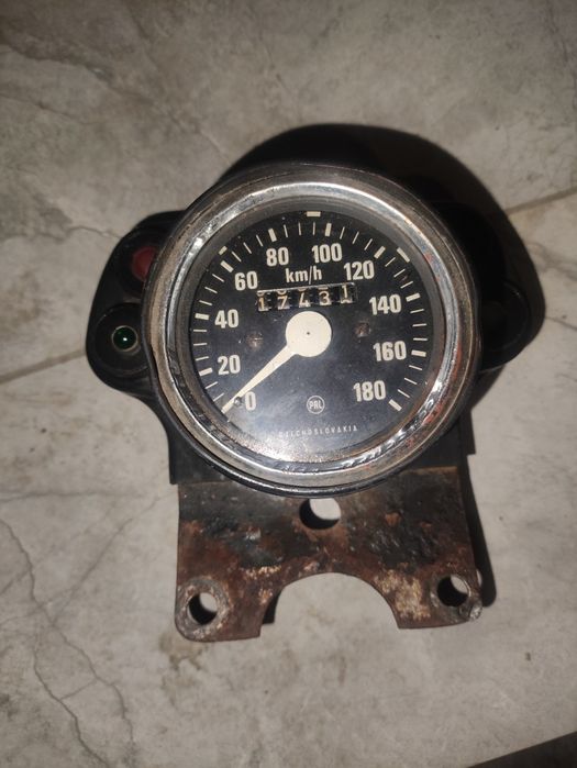 Приборна панель ява