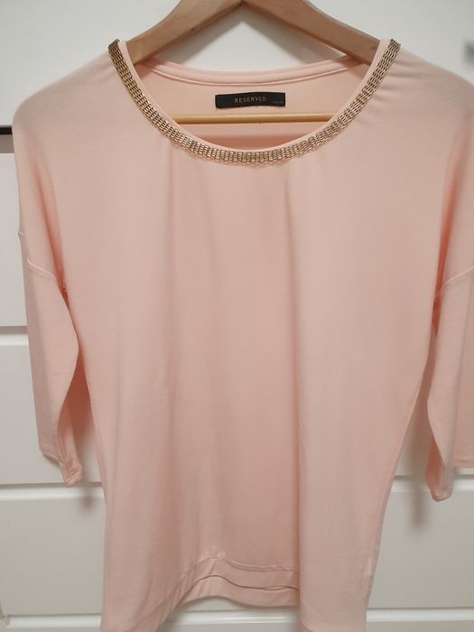 Jasnoróżowa bluzka Reserved