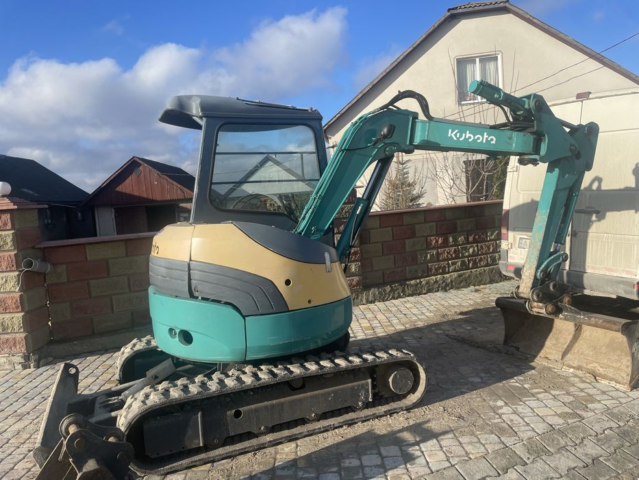 Послуги мініекскаватора. Копання септиків, траншей, фундаментів