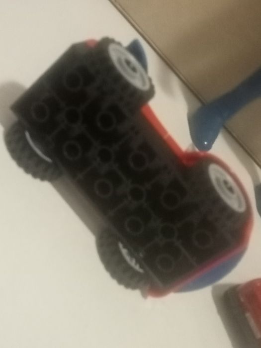 Homem Aranha 29cm e carro da Lego