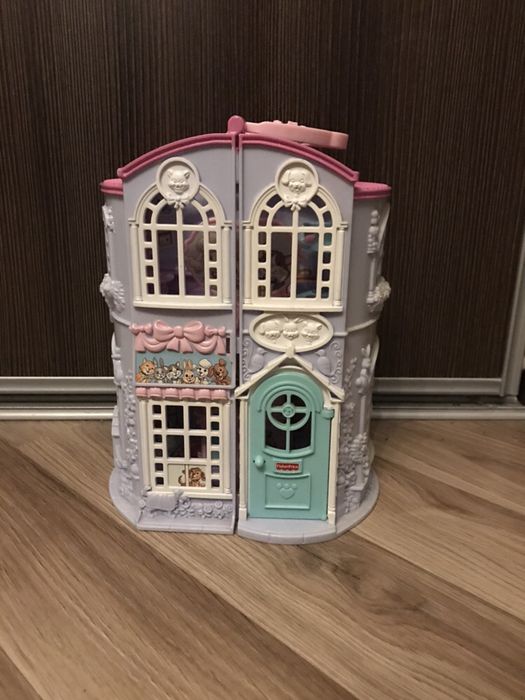 Domek Fisher price weterynarz hotel dla zwierząt plac zabaw zwierzęta