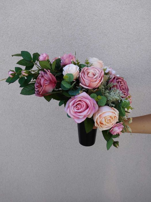 Komplet na grób, cmentarz, pomnik,kompozycja nagrobna, wiązanka,kwiaty