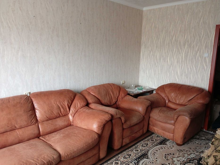 Диван раскладной (французская раскладушка) и 2 кресла