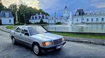 Mercedes-Benz W201 (190) Mercedes-Benz 190E W201