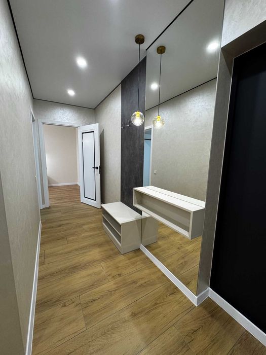 Продам стильну 2 кімнатну квартиру в ЖК UONE. До центру 5 хвилин. 65м2