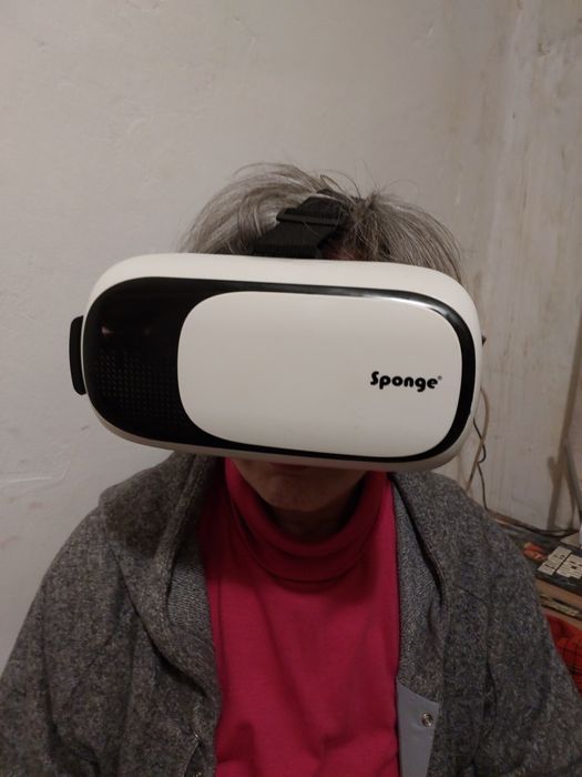 Очки виртуальной реальности Sponge VR