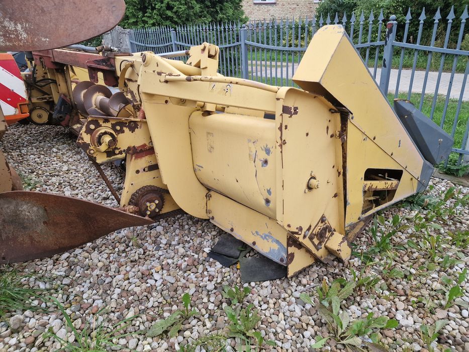 Przystawka do kukurydzy New Holland