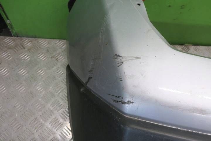Nissan navara D40,2005,2006,2007,2008,2009 zderzak przedni