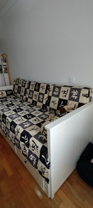 Cama dupla Ikea Hemnes