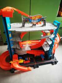 Tor Hot Wheels Atak rekina