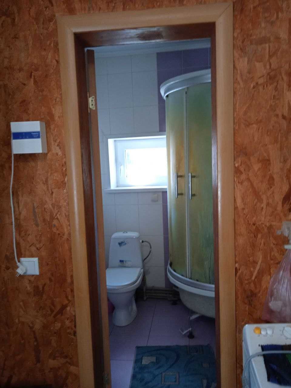 Продам будинок з ремонтом в 130м. від річки та лісу, у Балаклії.