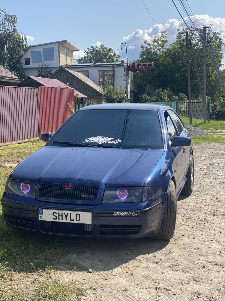 Skoda Tour 1.8t (AUQ)