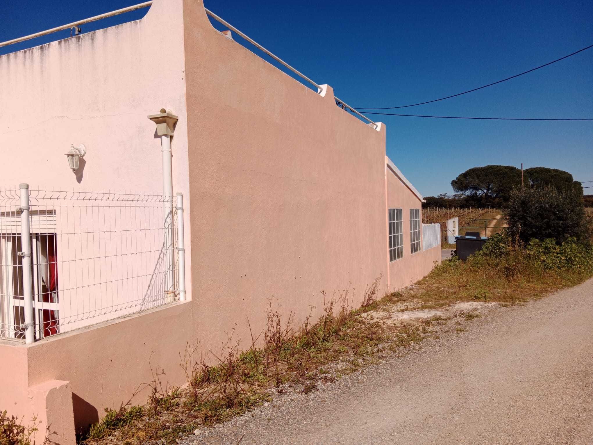 Linda Casa à Venda - Pronta para Morar e se Apaixonar!