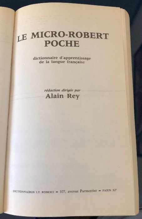 Gramática e dicionário francês - Micro Robert Poche