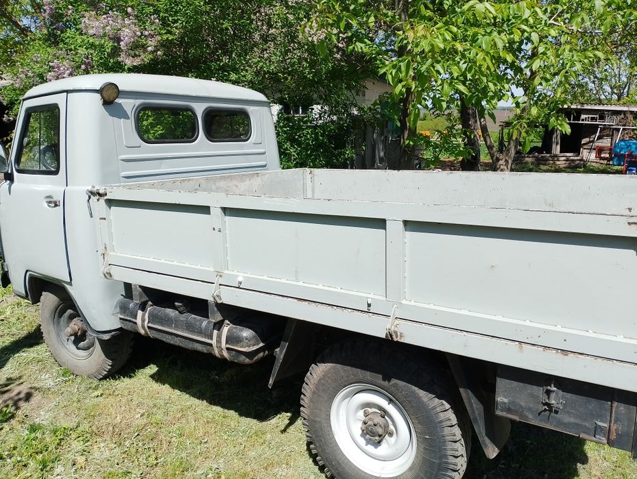 Уаз 3303бортовий в ідеальному стані
