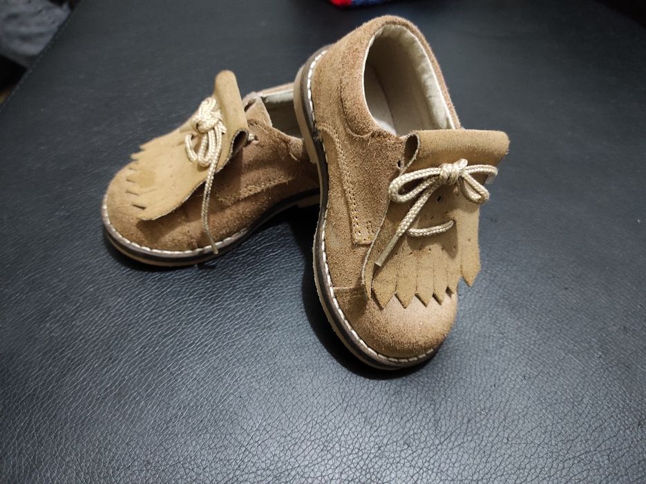 Carneiras TAM 21 e botas 21