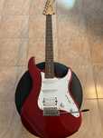 GItara Elektryczna - Yamaha Pacifica 012