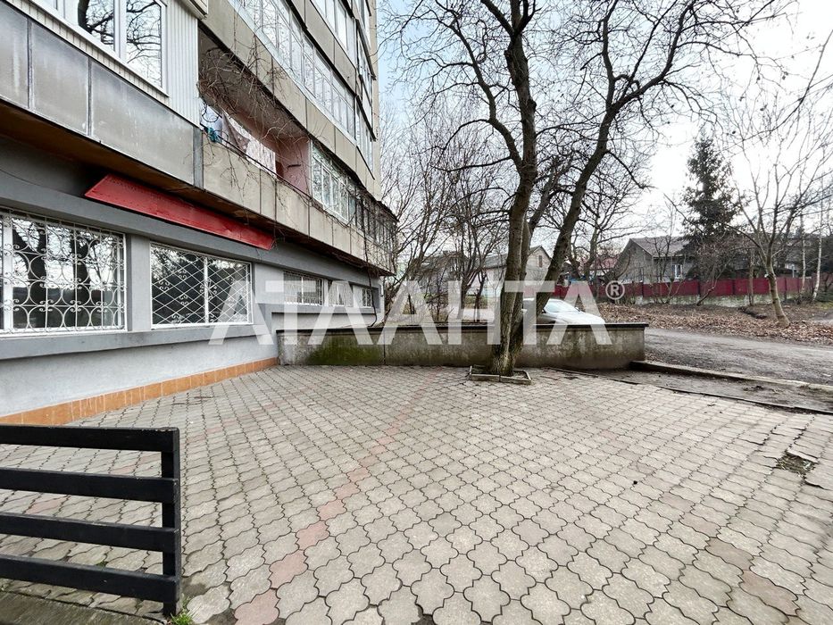 Оренда, 303 кв м, Узбецька