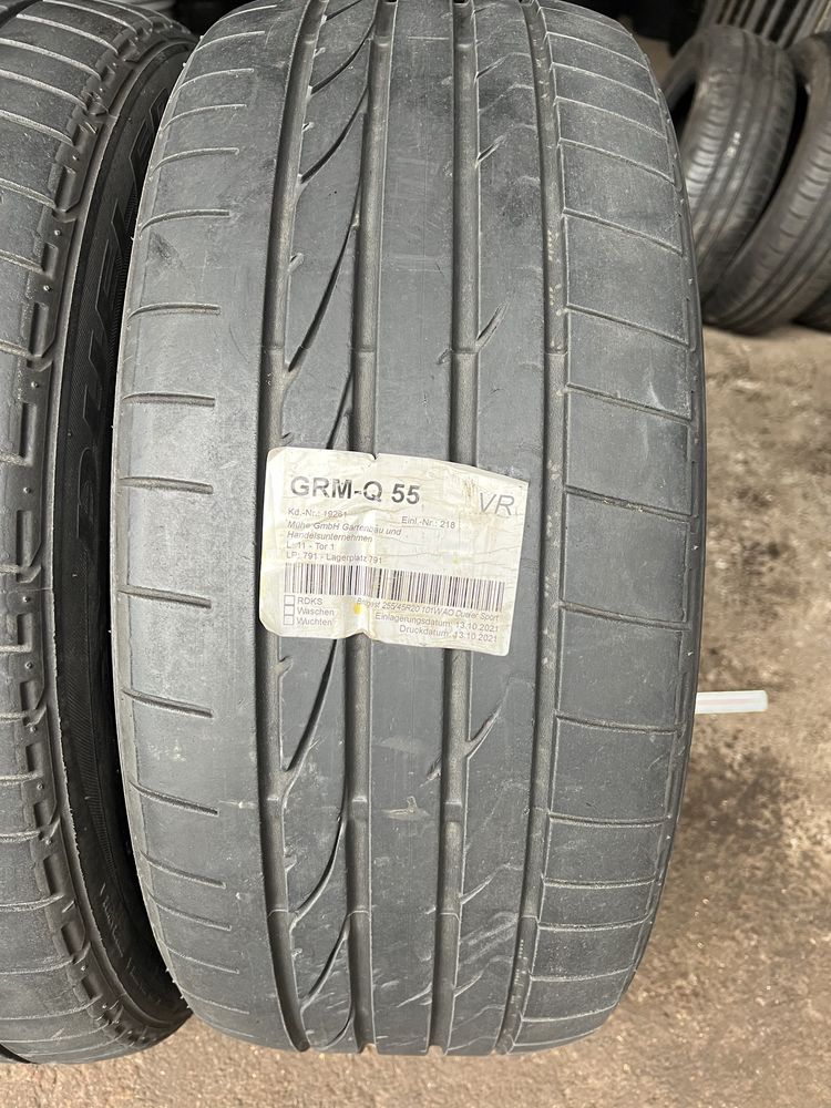 255/45/20 лето 4 шт