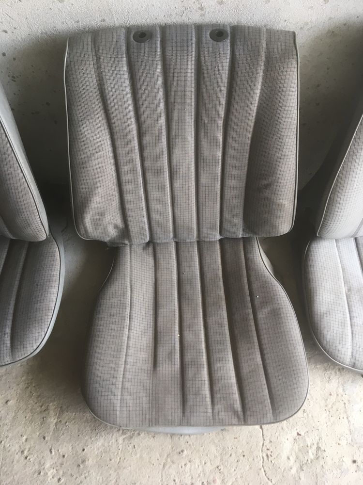 Fotel materiał Mercedes 190 w201