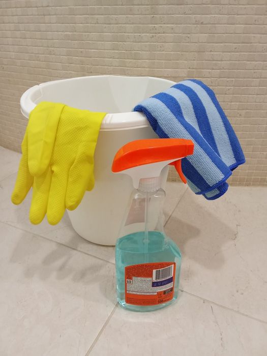 Не агенство! Уборщица уборка квартир офисов подьездов домработница