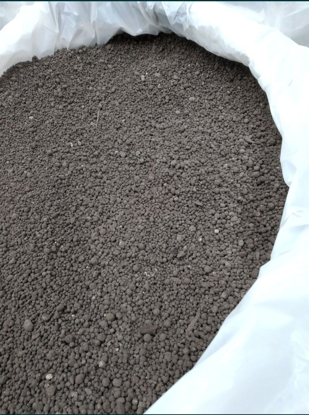 PRODUCENT Czarna Kreda Wapno granulowane węglanowe i magnezowe DOSTAWA