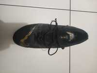 Chuteira Nike Mercurial (tamanho 45.5)