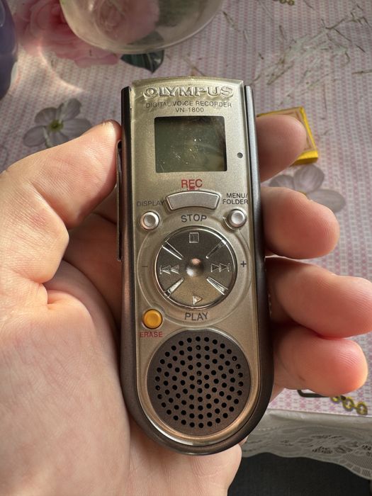 Olympus vn-1800 диктофон
