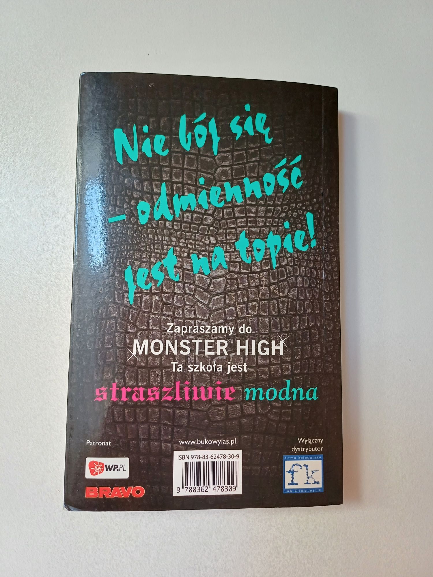 Monster High: upiór z sąsiedztwa - Lisi Harrison