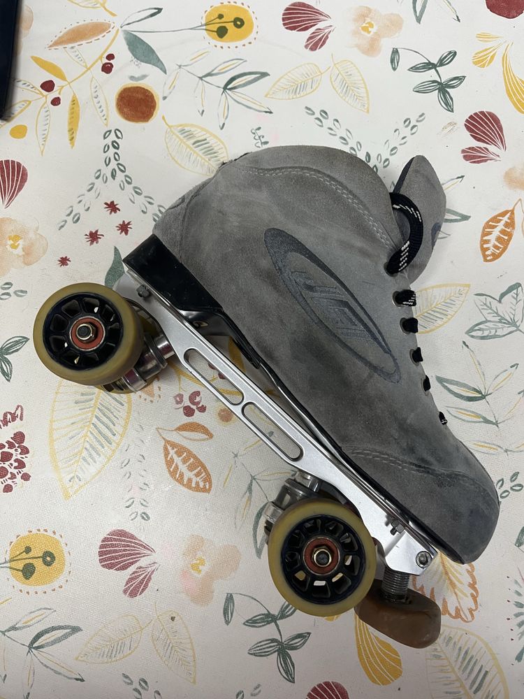Patins de Hóquei Roll Line Mistral - Alta Qualidade e Excelente Estado