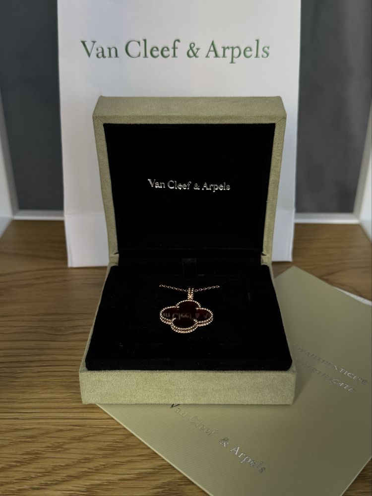 Підвіска  Van Cleef Vintage Alhambra