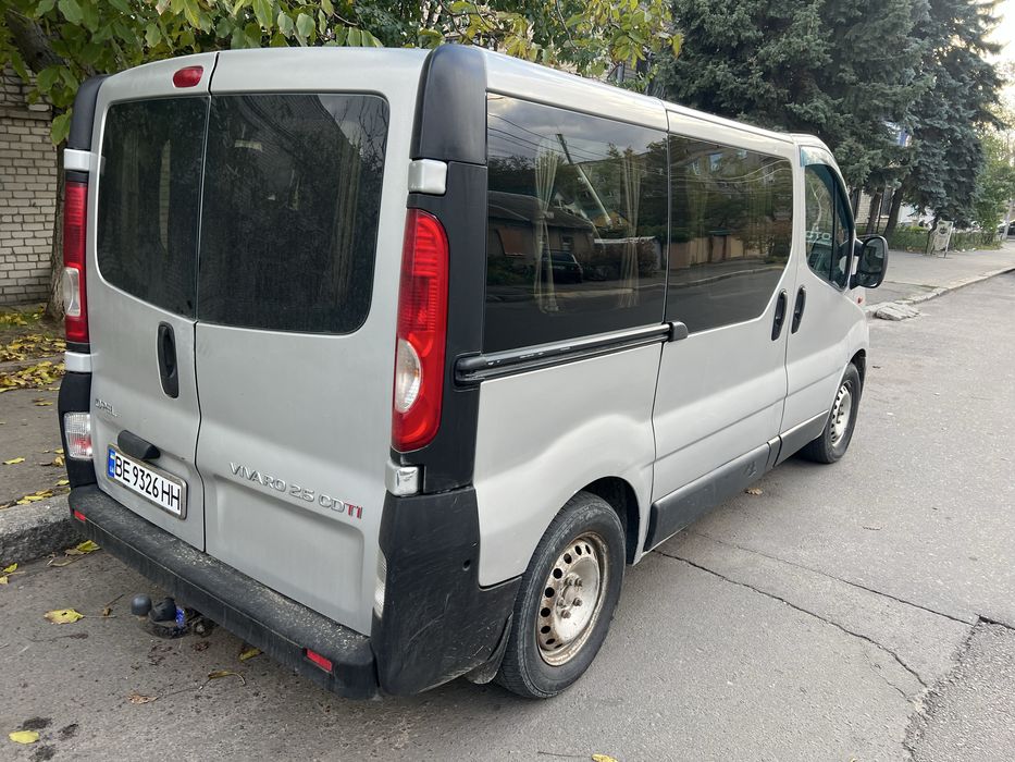Opel Vivaro 2.5дт Пассажир!