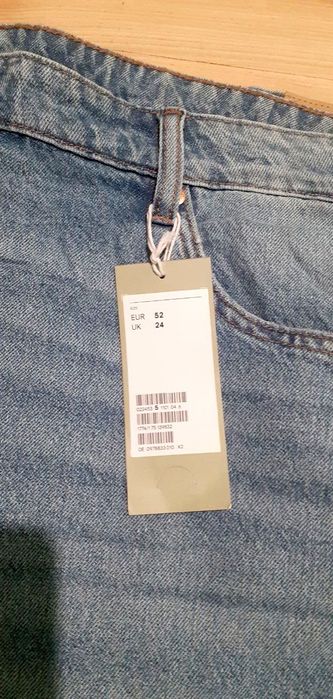 Продам джинси, кросівки, зимові ботинки.