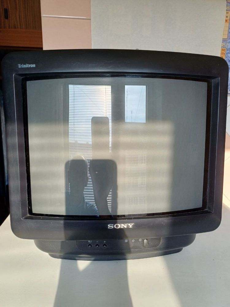 Телевізор Sony Trinitron KV-M1400K