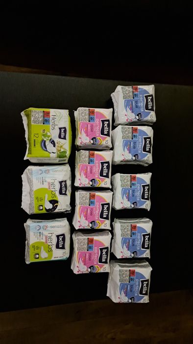 Podpaski Bella Perfecta i Herbs12 paczek, 120 sztuk.