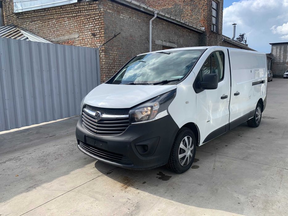 Розборка Опель Виваро 3 шрот Opel Vivaro 3 Renault Trafic капот кузов