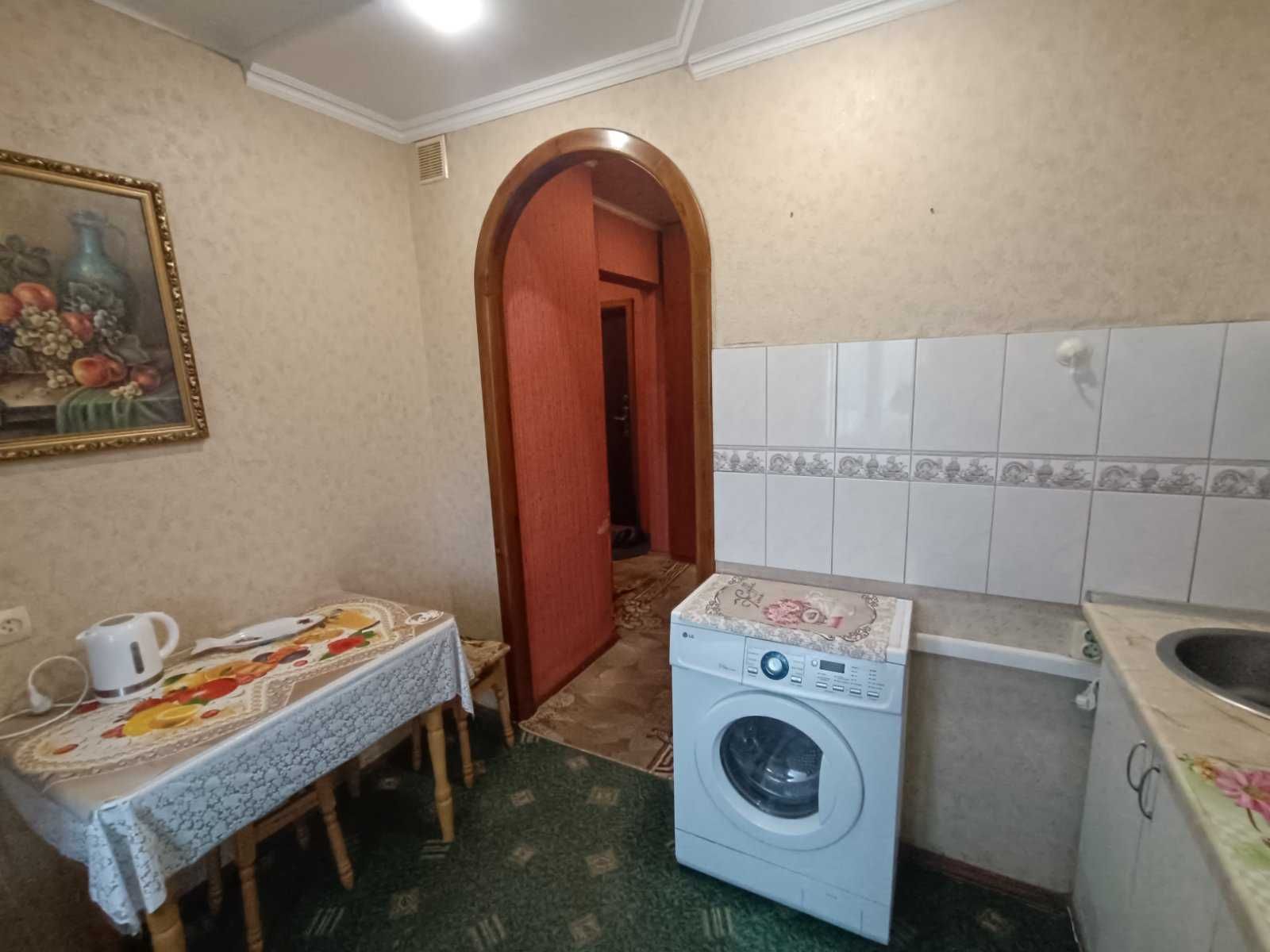 Продам Двухкомнатную квартиру (Намыв) ул. Лазурная 38