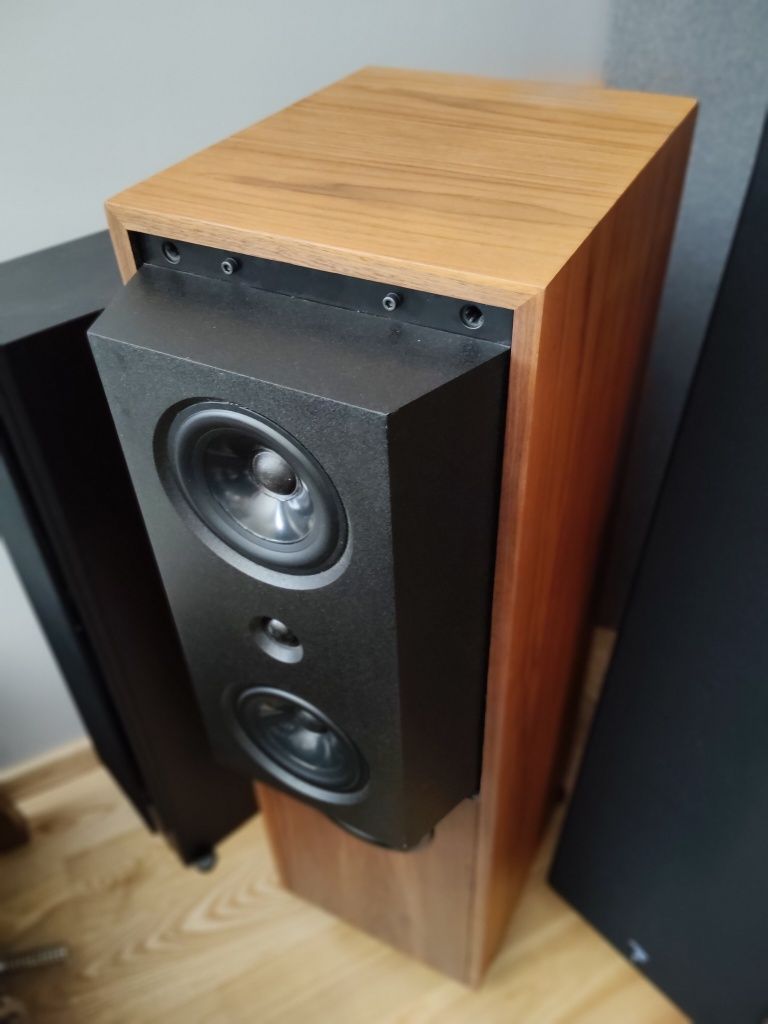 Kef 104/2 Reference bardzo ciekawe kolumny podłogowe