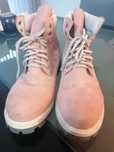 Botas cor de rosa timberland