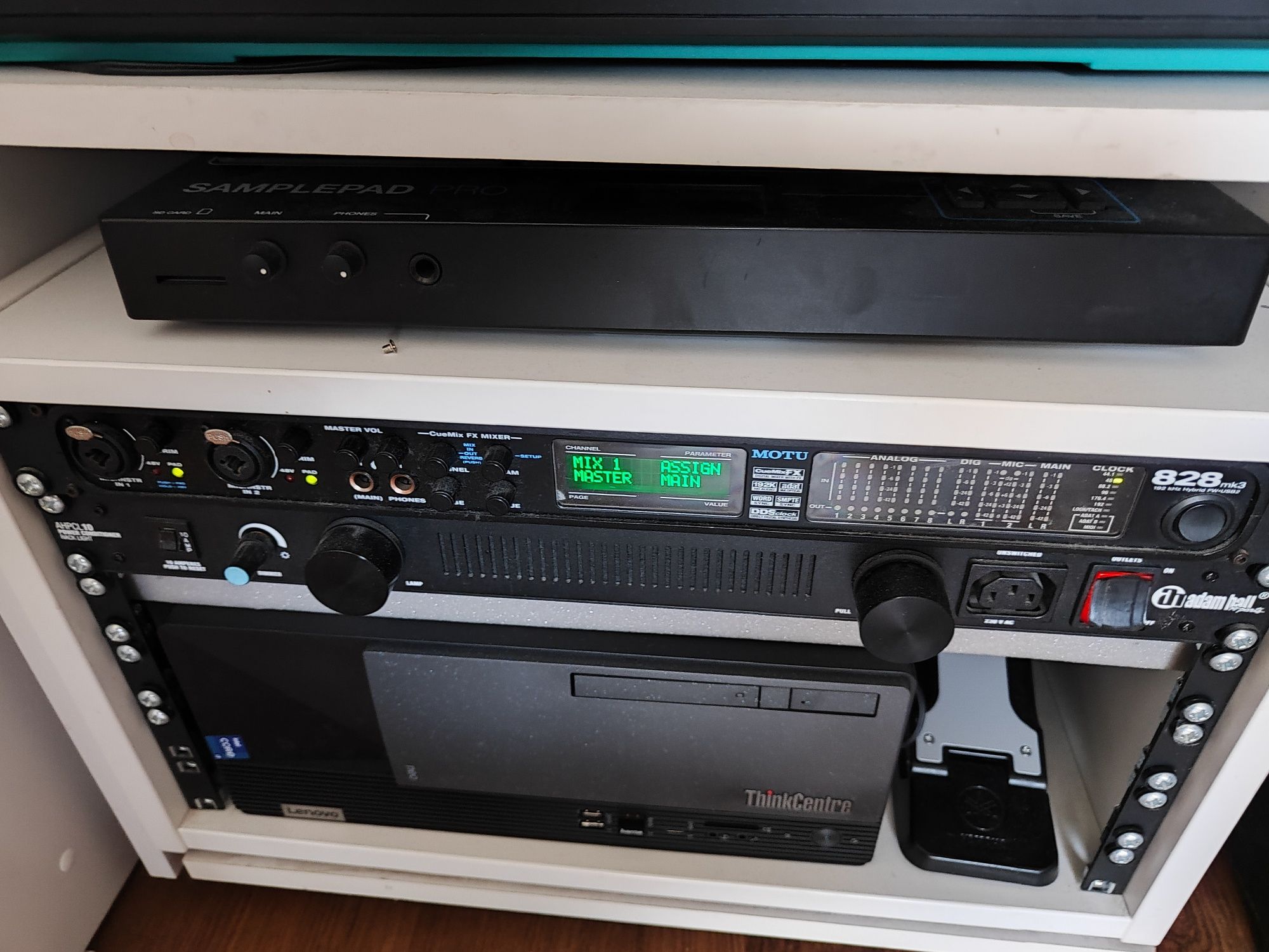 Interface audio MOTU 828 mk3 hybrid/usb recapped