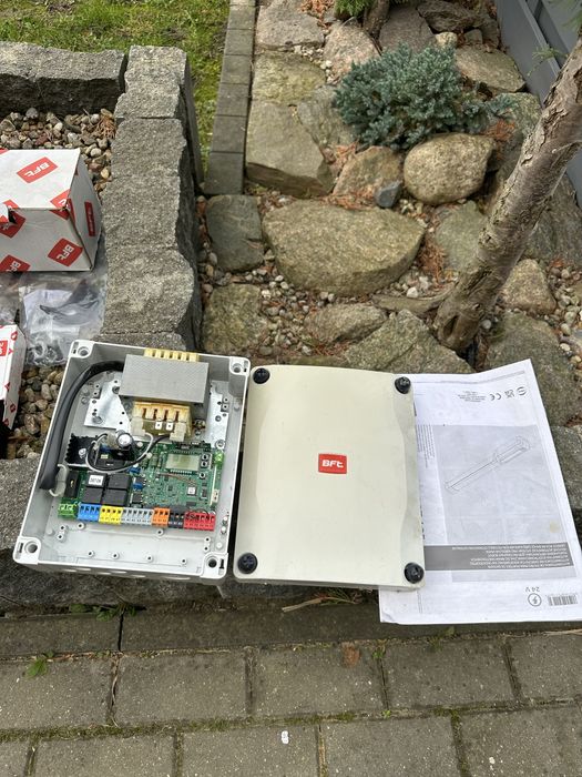 BFT PHOBOS BT B40  Napęd do bram skrzydłowych  - 4m/500kg