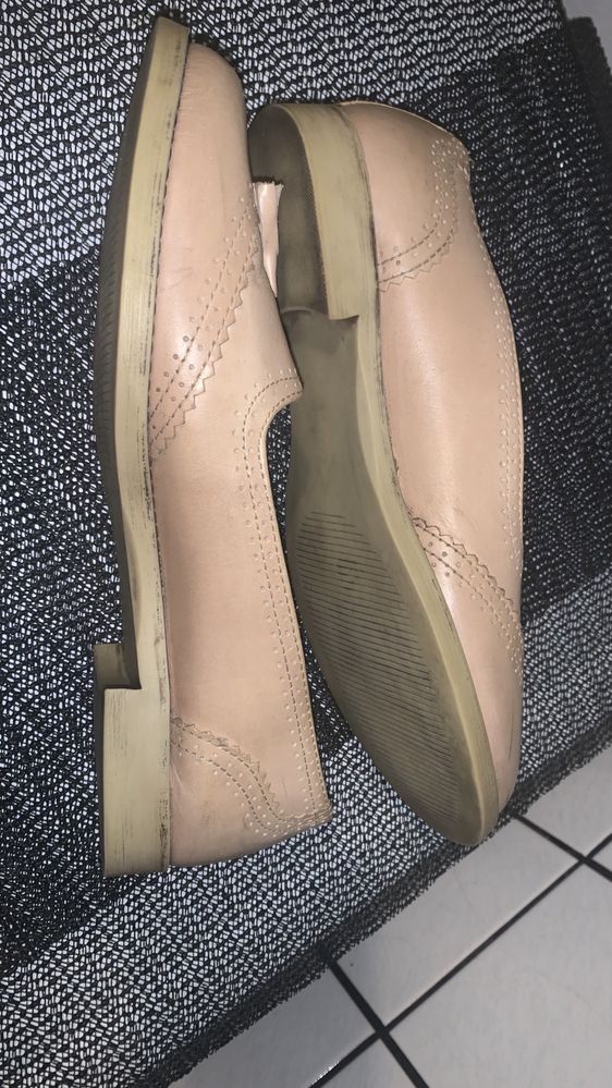Buty  skóra  naturalna roz 38 firmy Next