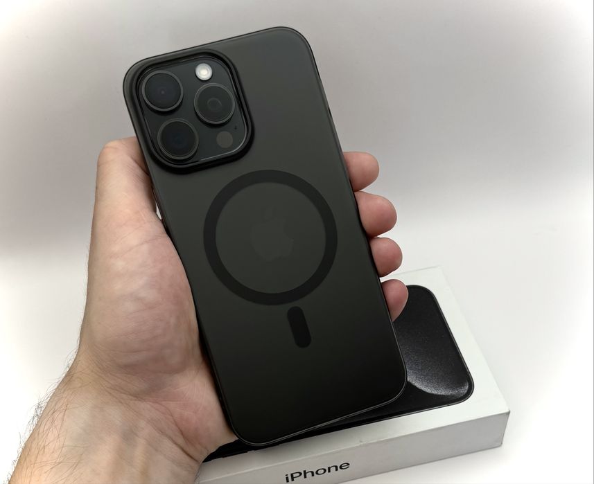 Матовый тонкий чехол на IPhone 16 Pro Max Black, от 17 Air до 11 Pro